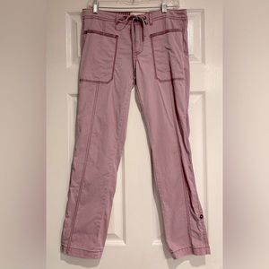 Sanctuary Women’s Mauve Pink Lightweight Cargo Pants; Size 27 worn only twice